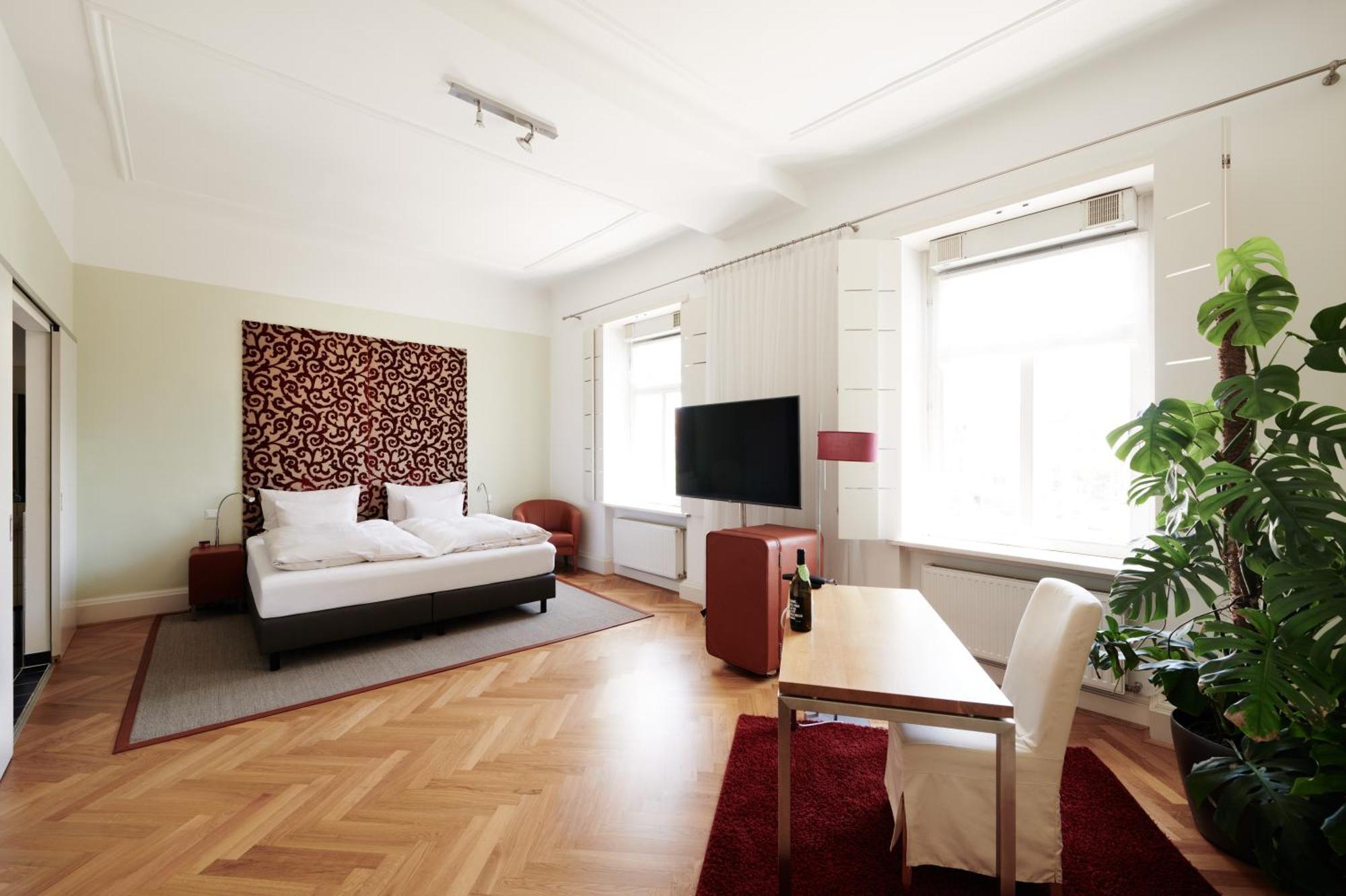 Hotel Weitzer Graz - Centre Of Graz Exterior photo